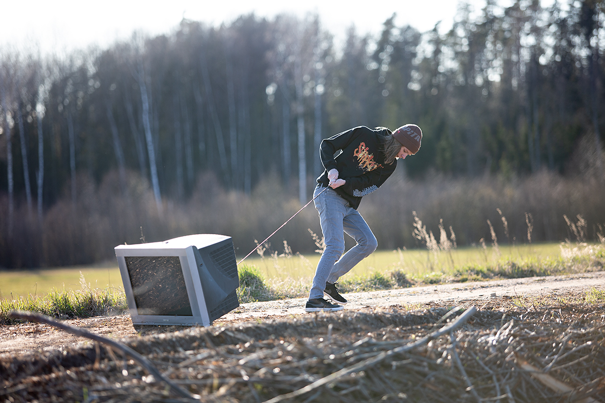 39as karantiini päev: telekat jalutamas